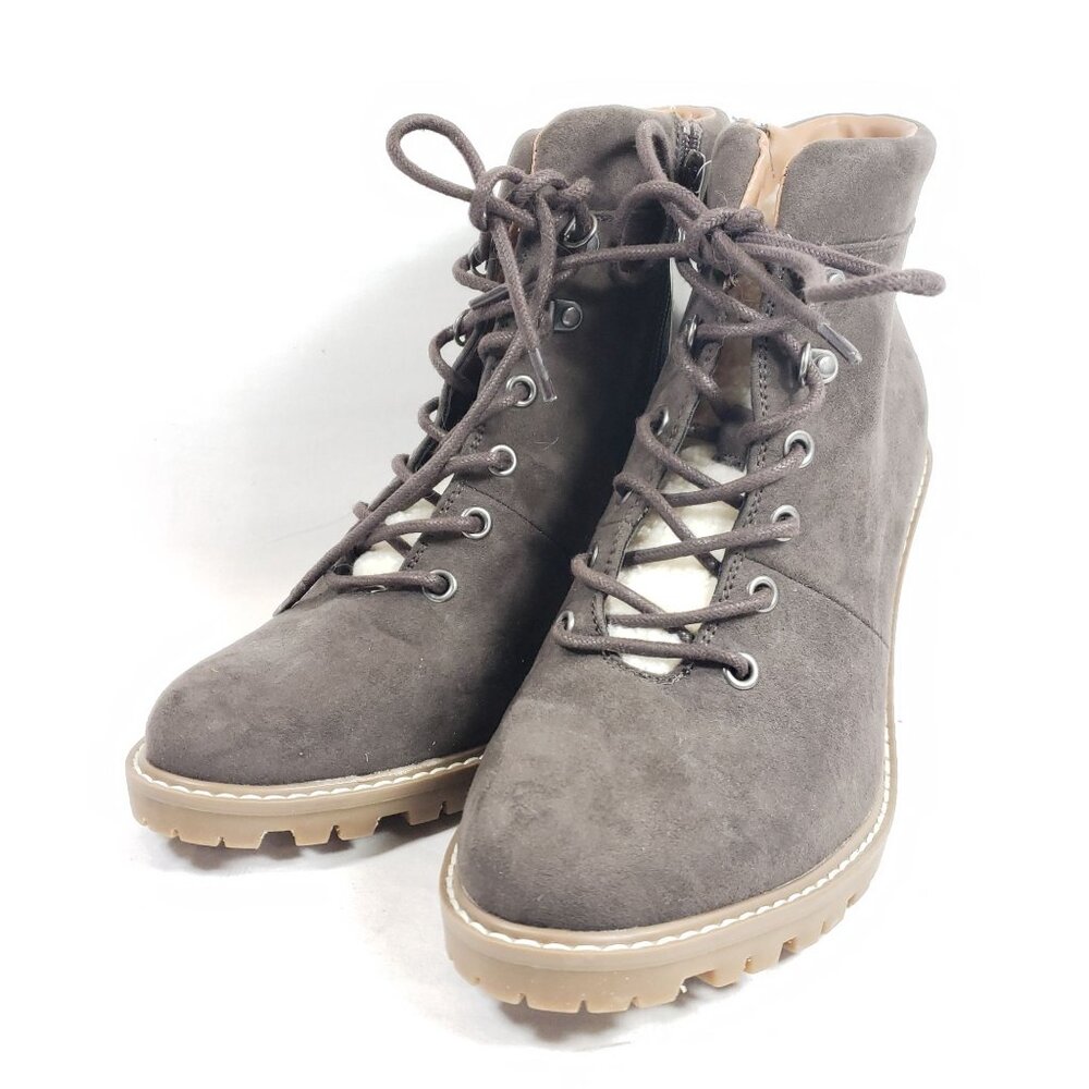 Universal Threads Chunky Heel Boots Women Size 9.5